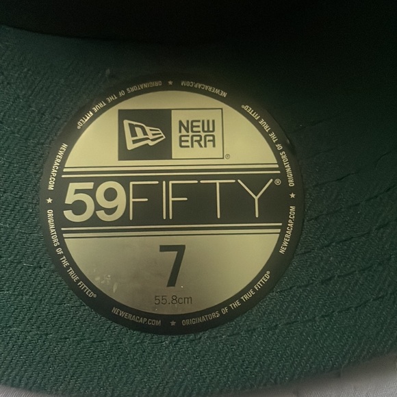Green Bay Packer Fans size 7 55.8 cm. Medium size cap. Very nice and stylish.. - Picture 5 of 5